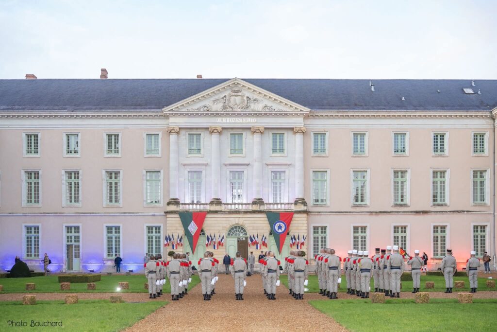 Церемония: "Белая Кепи"